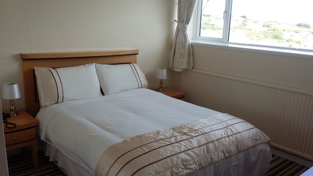 The Ballyliffin Strand Hotel Donegal Town ภายนอก รูปภาพ